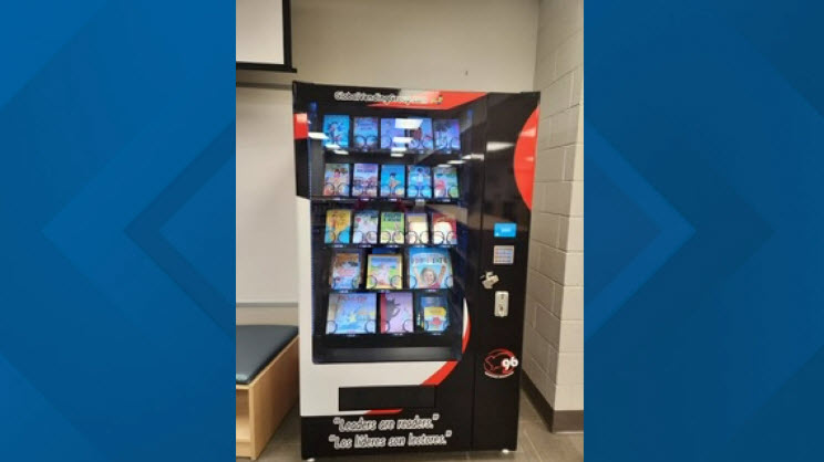 Book vending machine at IPS
