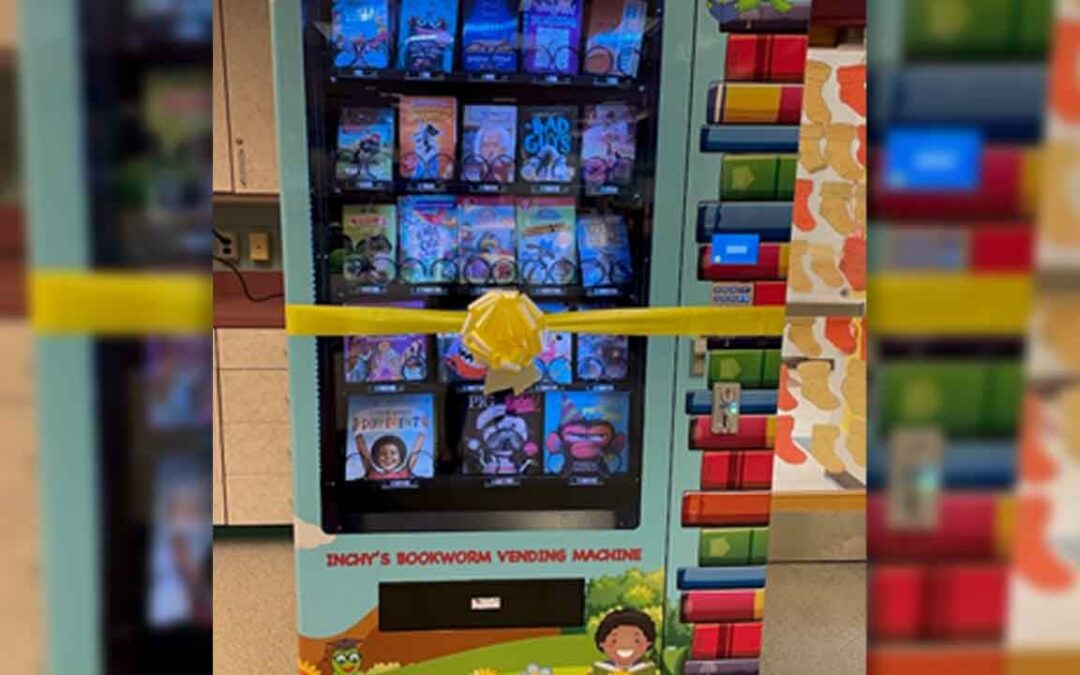 New Jersey School Unveils Book Vending Machine